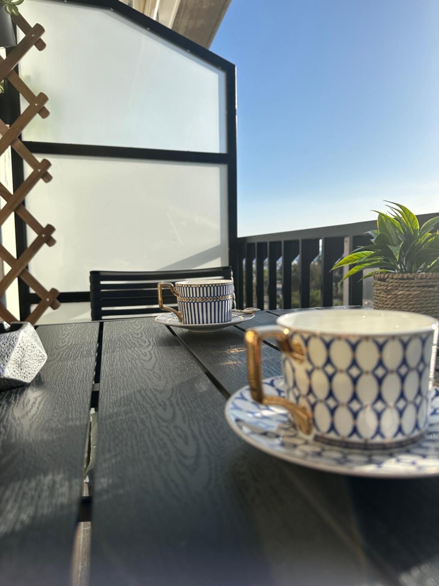 Glyfada Sunset Seaview Cozy Apartment A Atina Dış mekan fotoğraf